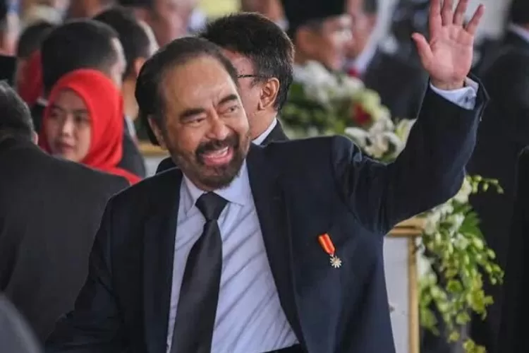 Will Surya Paloh and PKS succeed in attracting the Golkar Party to win Anies Baswedan in the 2024 presidential election?